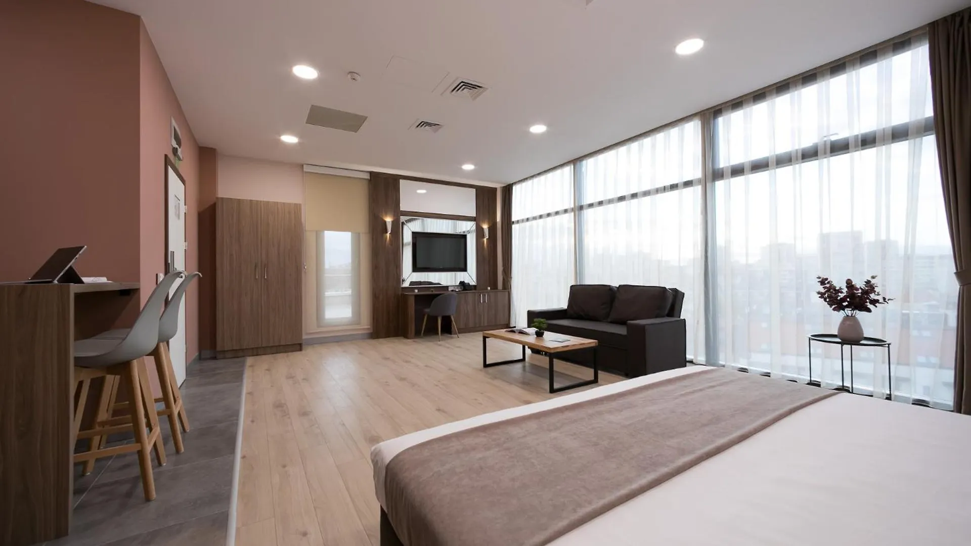 B1 Boutique Hotel Sofia 4*,